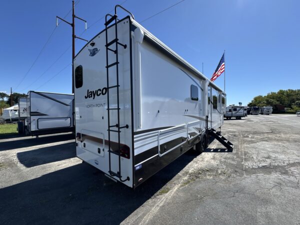 2026 JAYCO NORTH POINT 382FLRB,