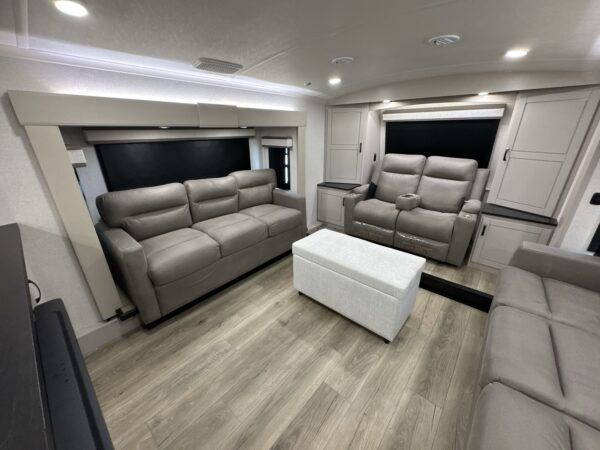 2026 JAYCO NORTH POINT 382FLRB,