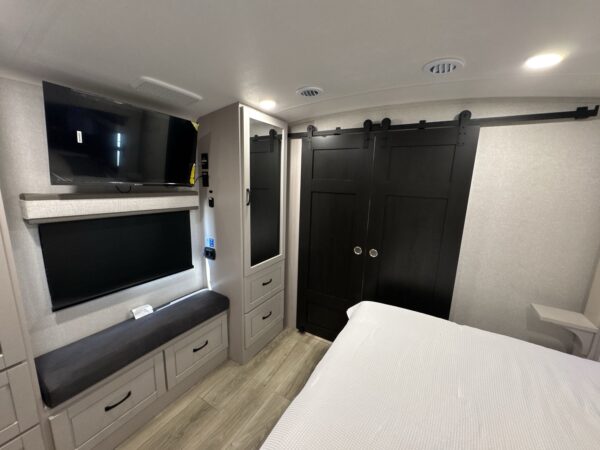 2026 JAYCO NORTH POINT 382FLRB,