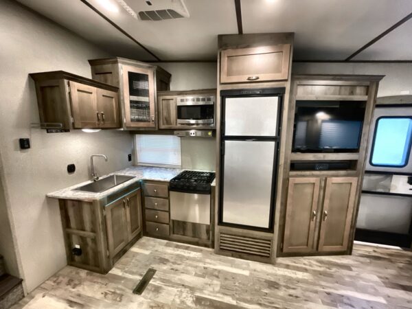 2018 KEYSTONE SPRINTER CAMPFIRE 26FWRL,