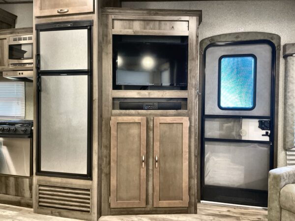 2018 KEYSTONE SPRINTER CAMPFIRE 26FWRL,