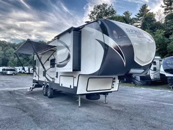 2018 KEYSTONE SPRINTER CAMPFIRE 26FWRL,