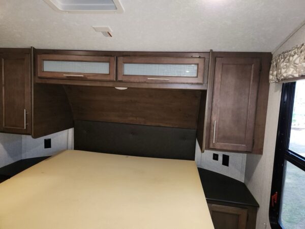 2019 Keystone Cougar Half-Ton 30RLS,