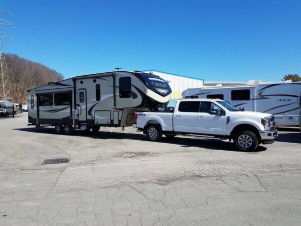 2019 Keystone Cougar Half-Ton 30RLS,