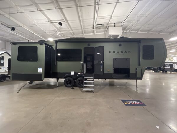 2025 KEYSTONE COUGAR HERO EDITION 320RDS,