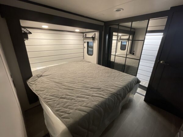 2025 KEYSTONE COUGAR HERO EDITION 320RDS,