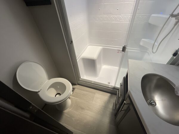 2025 KEYSTONE COUGAR HERO EDITION 320RDS,