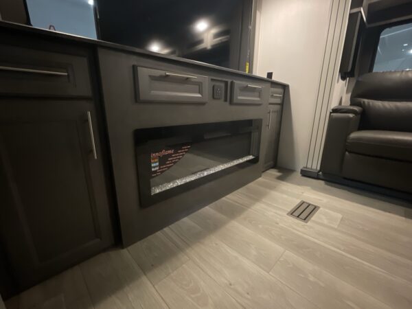 2025 KEYSTONE COUGAR HERO EDITION 320RDS,