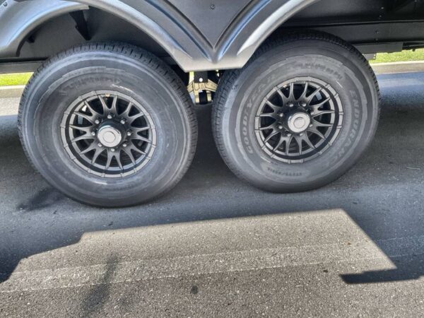 img_1607 2025 HEARTLAND EDDIE BAUER SIGNATURE 3600LF