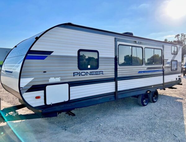 img_1798 2021 Heartland Pioneer