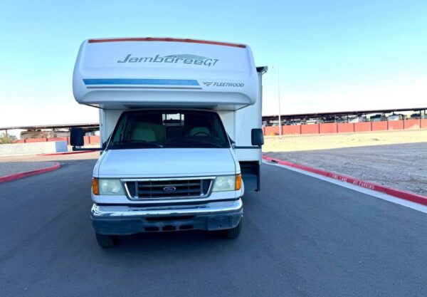 img_1813 2005 Ford JamboreeGt Fleetwood