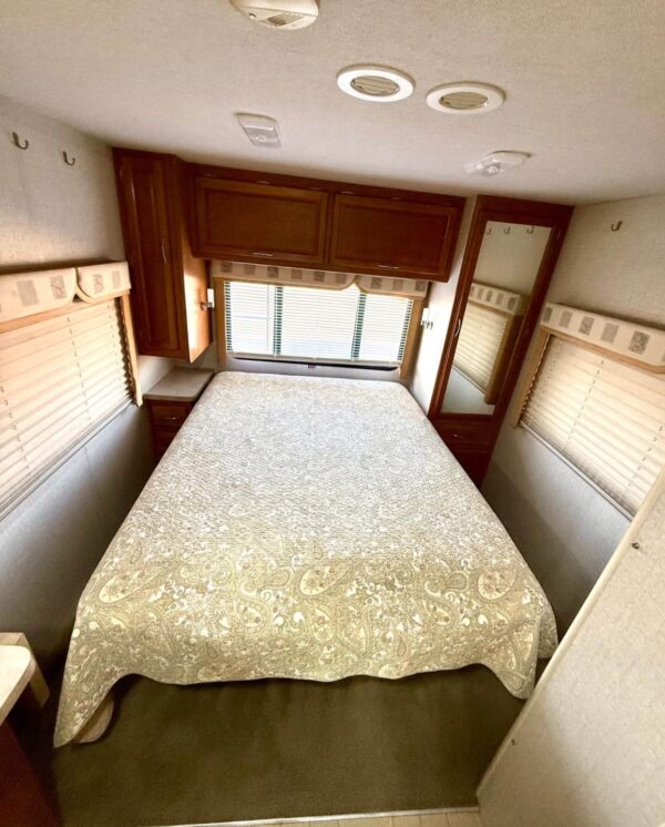 img_1820 2005 Ford JamboreeGt Fleetwood