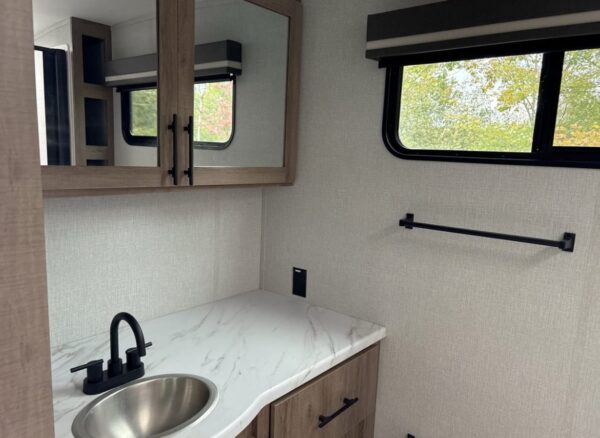 img_1845 2024 Grand Design Imagine 2600RB