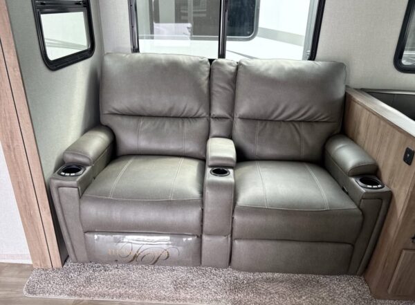 img_1852 2024 Grand Design Imagine 2600RB