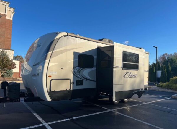 2017 Keystone Cougar 21RBS