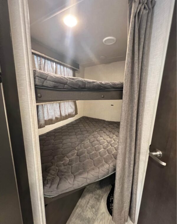 img_1890 2021 Forest River Rockwood mini light 2509