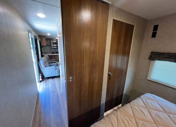 2019 Coachmen Catalina 283