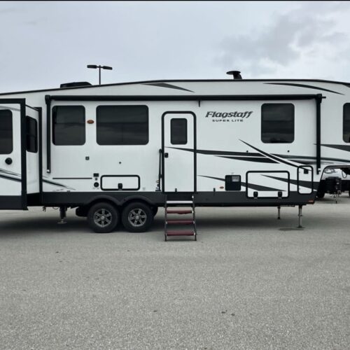 2022 Forest River   Flagstaff 529RLBS