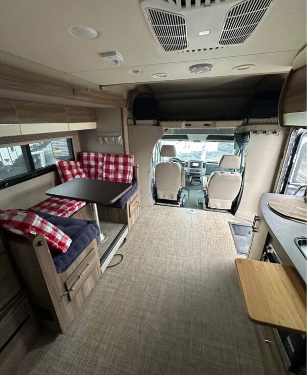 2018 Jayco Melbourne Prestige 24LP