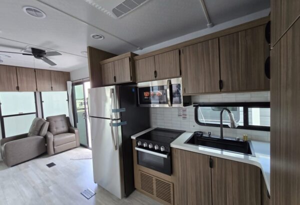 2026 Forest River salem villa 353 flfb