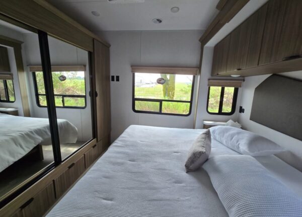 2026 Forest River salem villa 353 flfb