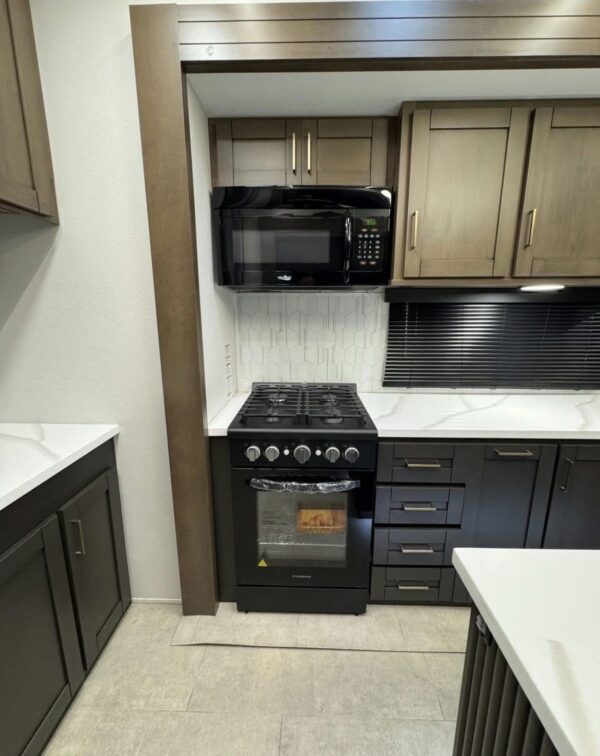 2025 Heartland Bighorn 391MFB - Fifth Wheel