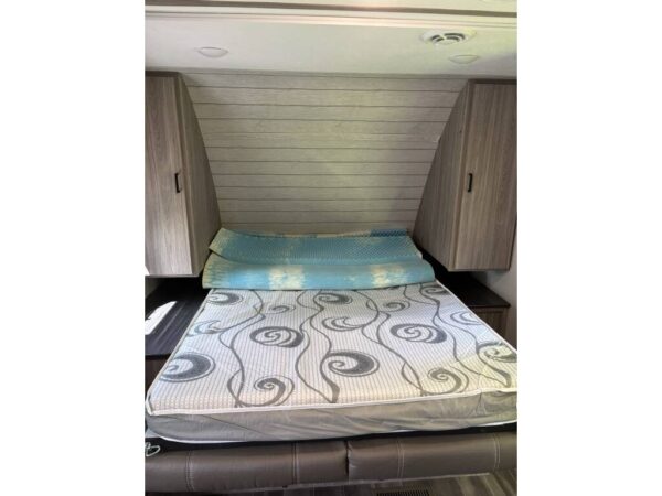 2021 Keystone Passport 221BH