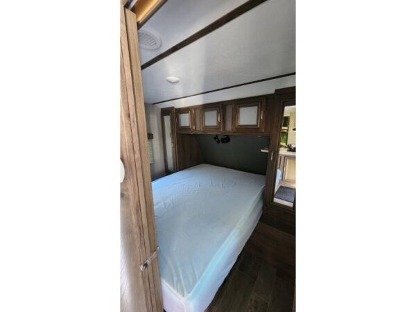 2018 Keystone Passport Ultra Lite Grand Touring 2400BH