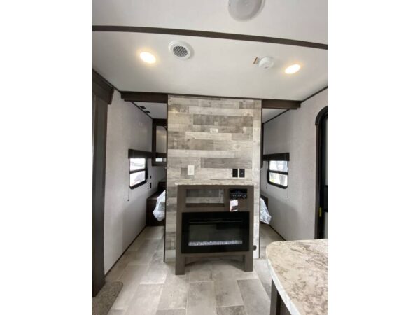 2020 Coleman LANTERN 263 BH