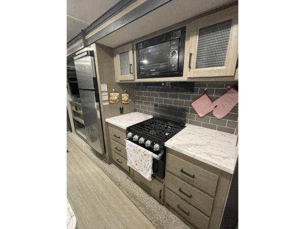 2021 Keystone HIDEOUT 30RLD